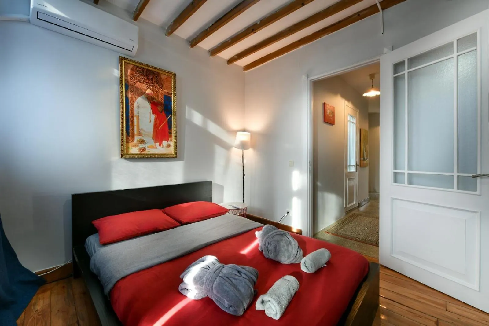 Apartamento Galata Tower Is Almost In Your Bedroom And In The Balconies Rooftop Terrace With Golden Horn View Estambul
